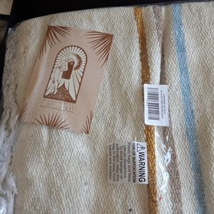Sundream Coffee Blanket. BNIP.
